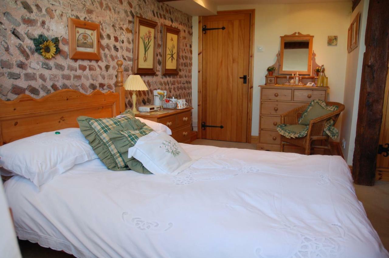 Clayton Wickham Farmhouse Hurstpierpoint Kültér fotó